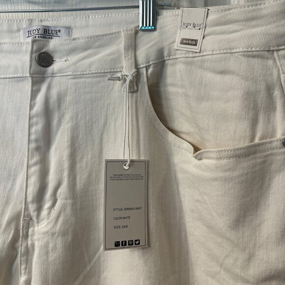 Judy Blue | NWT Mid Rise White Boot Cut Jean 24W Stretch Split Hem Tummy Control - Picture 5 of 15